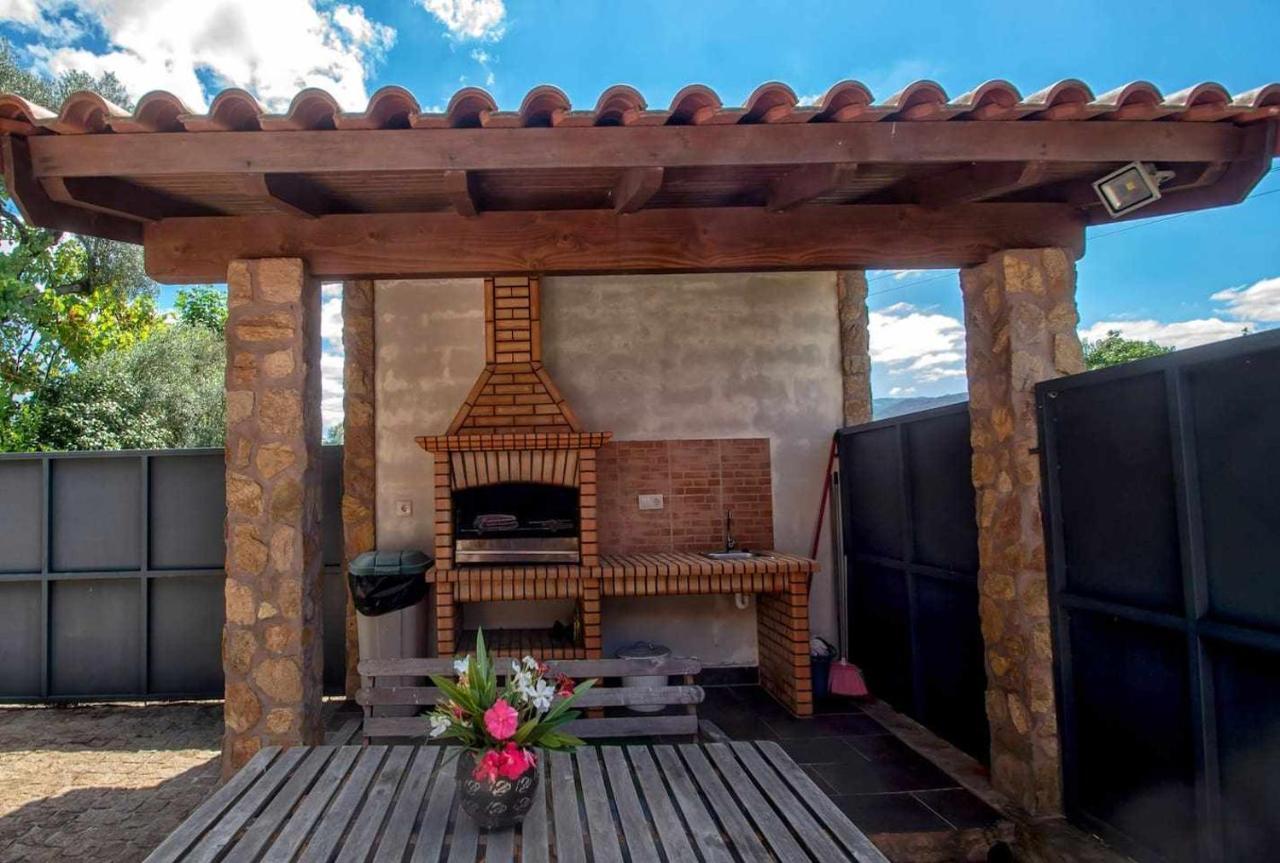 Casa Das Vinhas Camelias De Bastoturismo Rural Celorico De Basto Eksteriør bilde