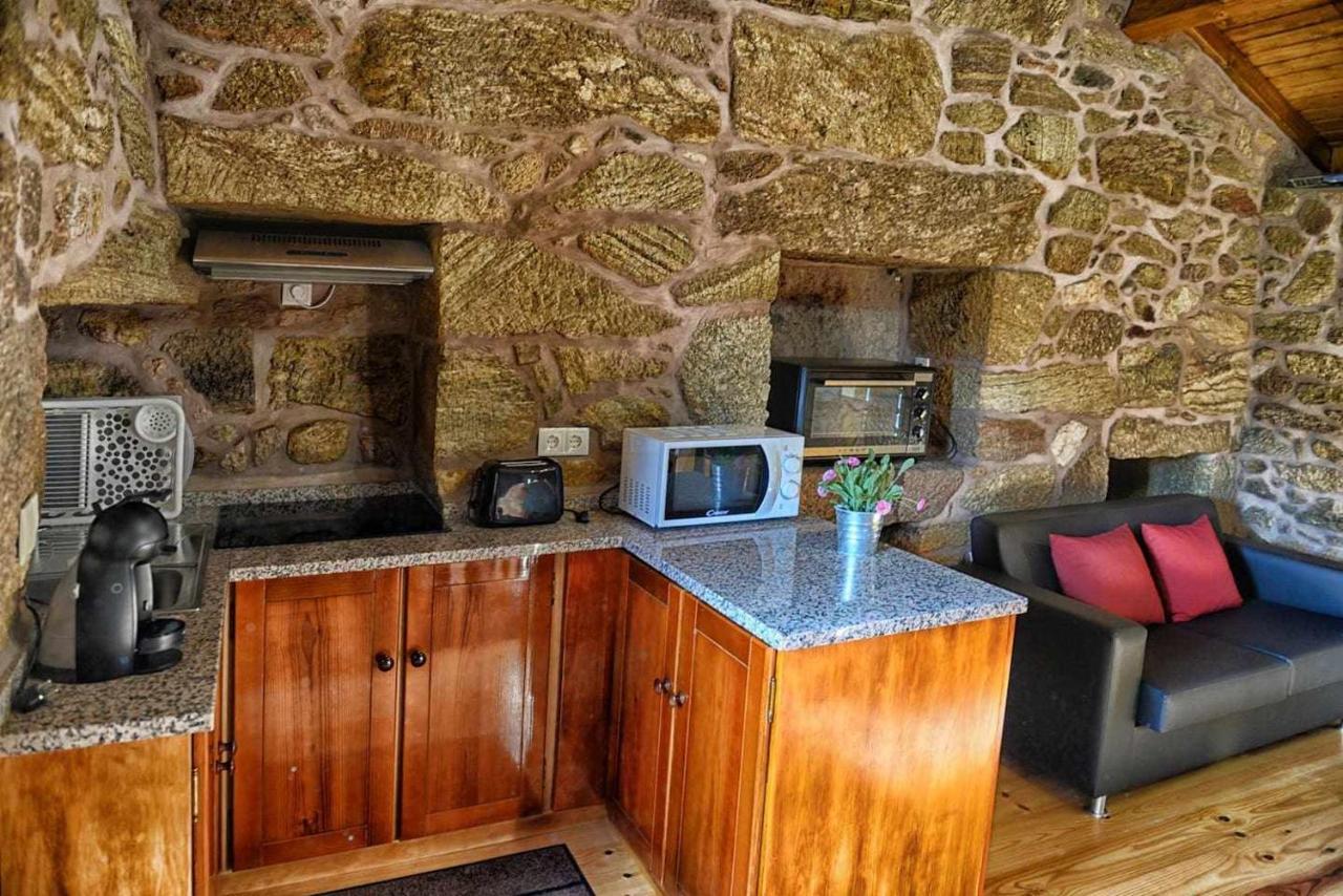 Casa Das Vinhas Camelias De Bastoturismo Rural Celorico De Basto Eksteriør bilde
